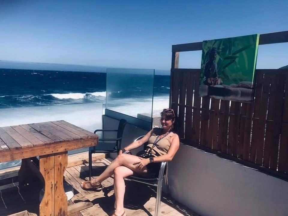The Poppies Guest House - 100M Ocean - Private Spaces 칸델라리아 외부 사진