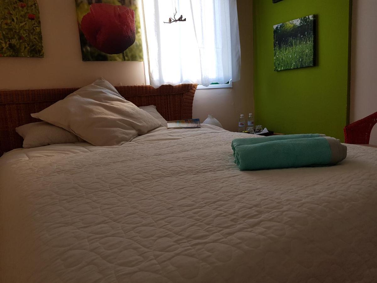 The Poppies Guest House - 100M Ocean - Private Spaces 칸델라리아 외부 사진